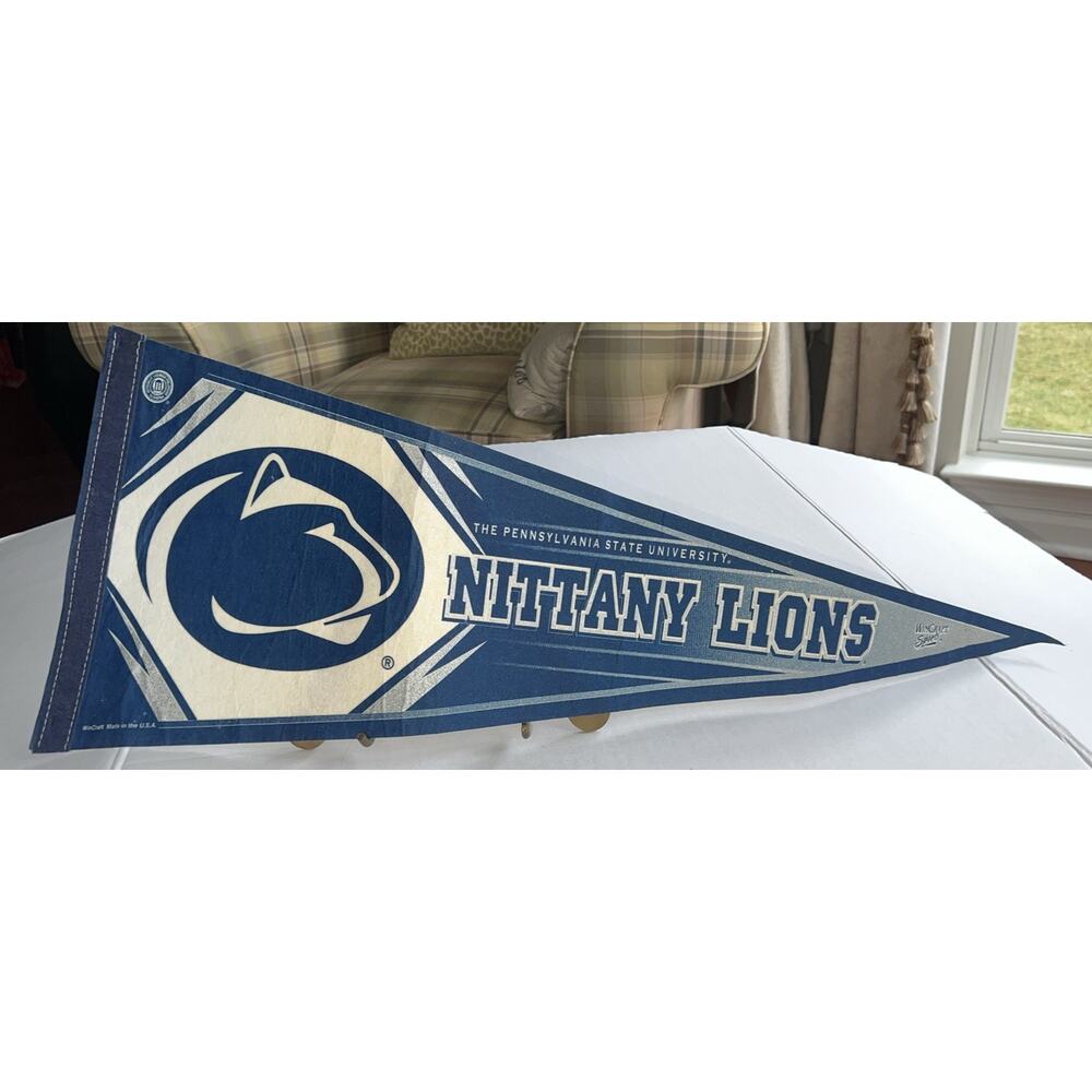 Vintage Penn State Nittany Lions Felt Pennant Flag Wincraft Sports Old Stock